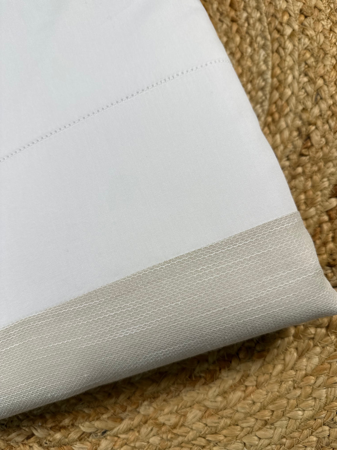 Coperta - E25COP206I